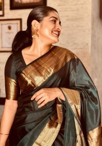 nivetha thomas_teluguvox 1